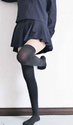 国产自在现线99_十万网红美女美酱