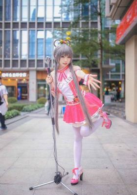 男士欧美最火超模写真_蓝光电影在线看