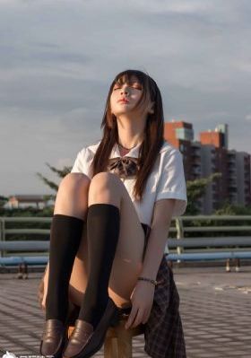 2020国产美女厕所自啪_国产剧高清电影在线