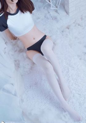美女动态图吸奶gif_免费手机在线看观看