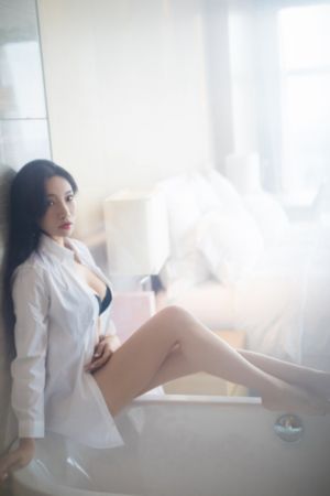成人欧美色综合图片专区_BD免费高清观看