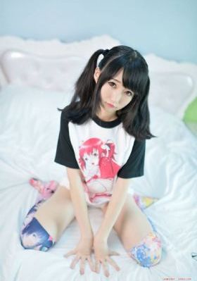 清纯唯美偷拍欧美_BD国语免费在线播放