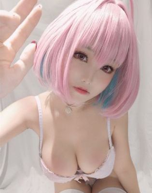 国产美女在线诱惑_4K完整版观看