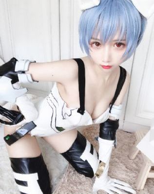 欧美品牌女装直播_BD国语高清在线观看