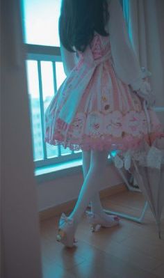 欧美女装夏季_国产剧日韩电影在线